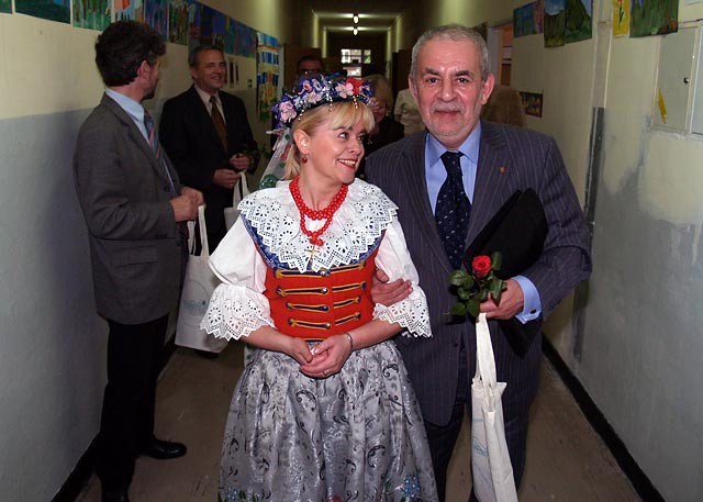 Gala z okazji przedstawienia dorobku artystycznego dzieci, młodzieży osób niepełnosprawnych intelektualnie, zdjęcie 5 z 38