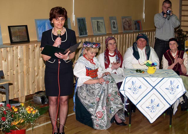 Gala z okazji przedstawienia dorobku artystycznego dzieci, młodzieży osób niepełnosprawnych intelektualnie, zdjęcie 9 z 38