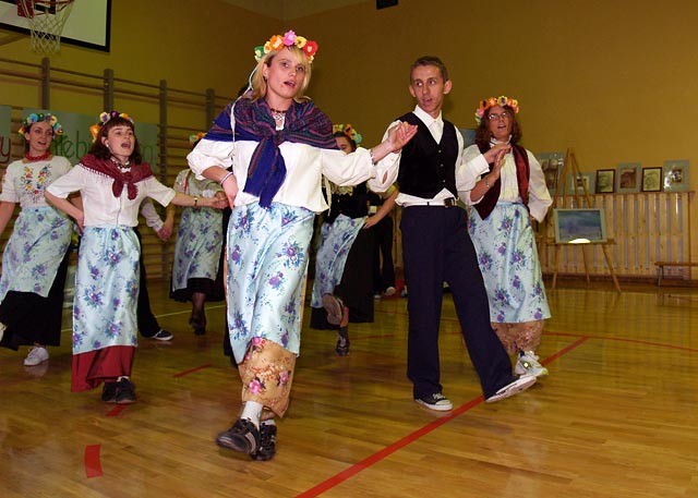 Gala z okazji przedstawienia dorobku artystycznego dzieci, młodzieży osób niepełnosprawnych intelektualnie, zdjęcie 19 z 38
