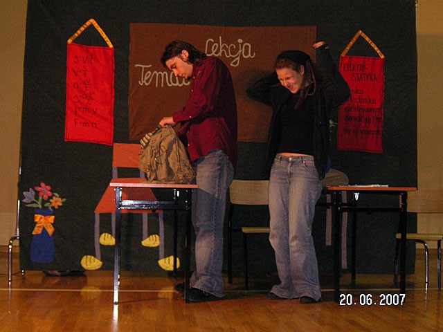Przedstawienie Teatru Maska z Krakowa, zdjęcie 10 z 16