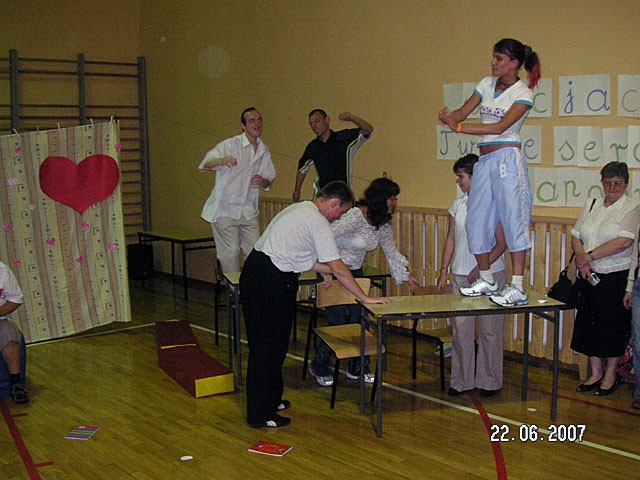 Uroczyste zakończenie Roku Szkolnego 2006/2007, zdjęcie 16 z 38