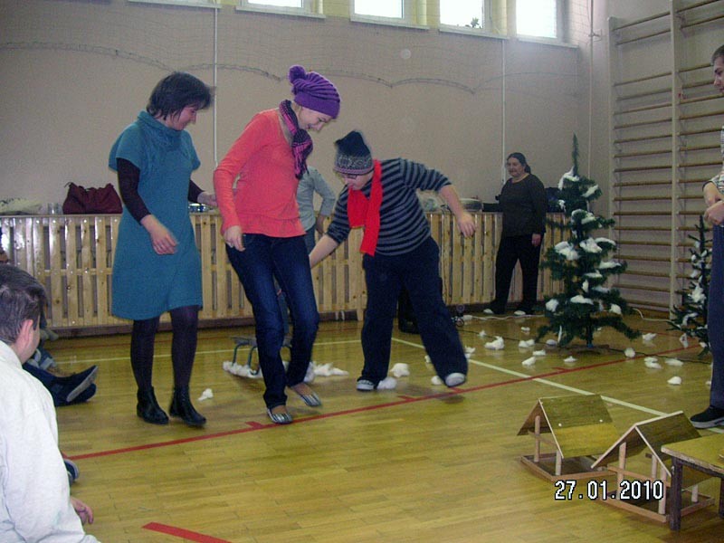 Akcja ekologiczna „Dokarmiamy ptaki”, zdjęcie 7 z 32