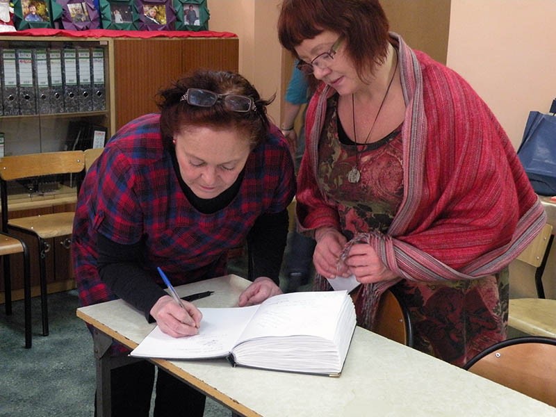 Sprawozdanie z pobytu partnerów projektu Comenius w Zabrzu w dniach 10-12.02.2010 r., zdjęcie 33 z 40