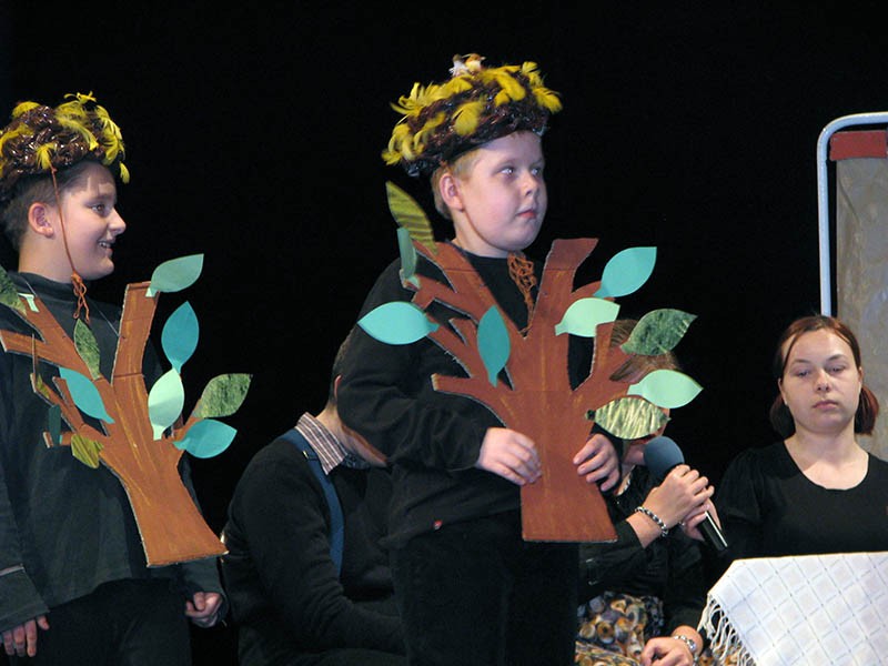 IV Festiwal Twórczości Artystycznej Dzieci i Młodzieży Niepełnosprawnej „Kurtyna w górę”, zdjęcie 13 z 30