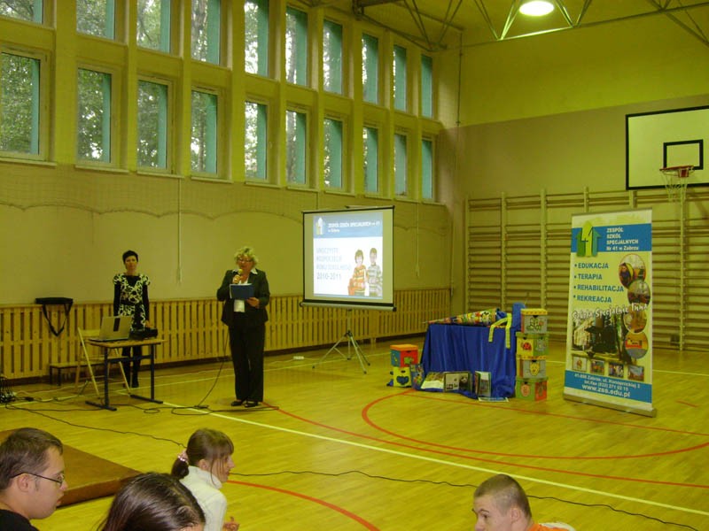 Inauguracja roku szkolnego 2010/2011, zdjęcie 1 z 15