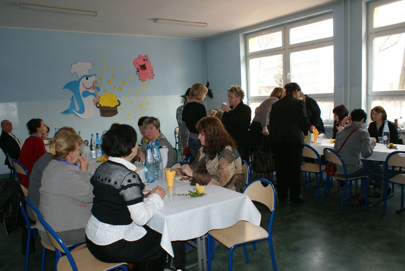 Panel dyskusyjny „Potrzeby edukacyjno-terapeutyczne dzieci i młodzieży z autyzmem”, zdjęcie 23 z 32