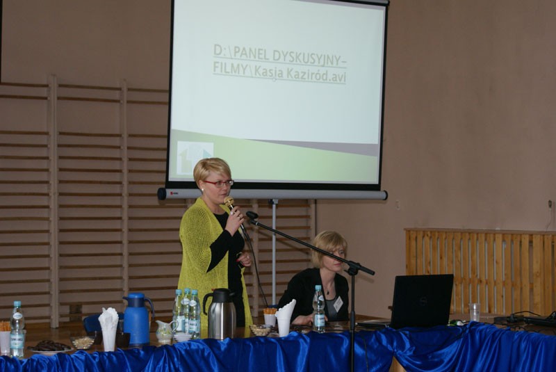 Panel dyskusyjny „Potrzeby edukacyjno-terapeutyczne dzieci i młodzieży z autyzmem”, zdjęcie 29 z 32