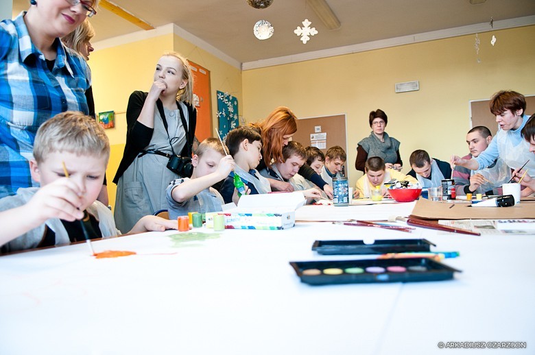 Warsztaty plastyczne we współpracy ze studentami ASP Katowice, zdjęcie 1 z 26