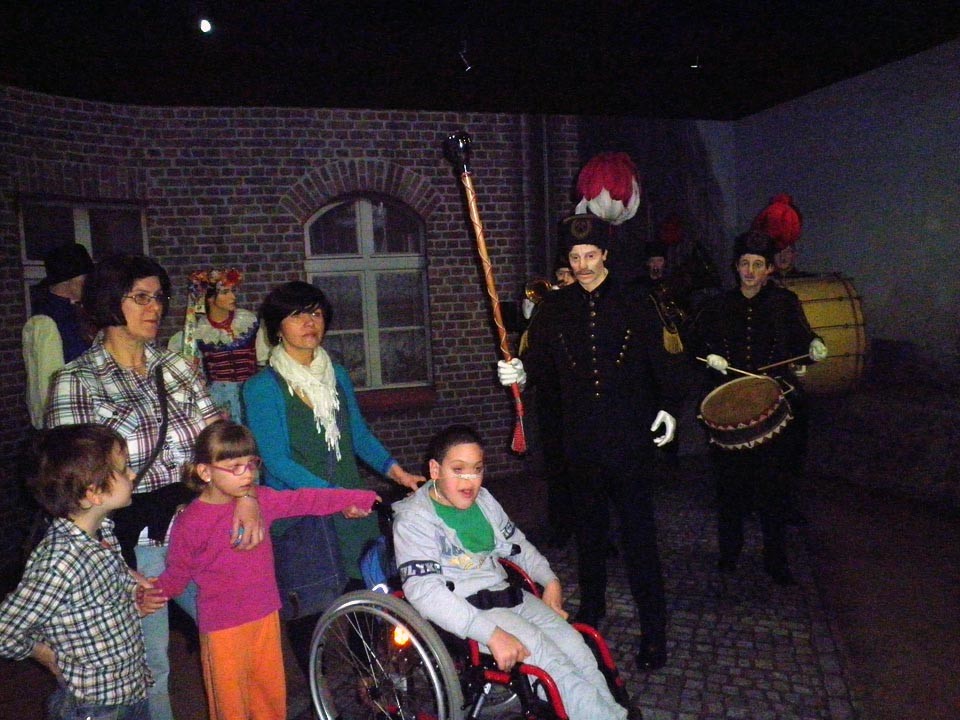 „W familoku” – wystawa w Muzeum Górnictwa Węglowego w Zabrzu, zdjęcie 26 z 56
