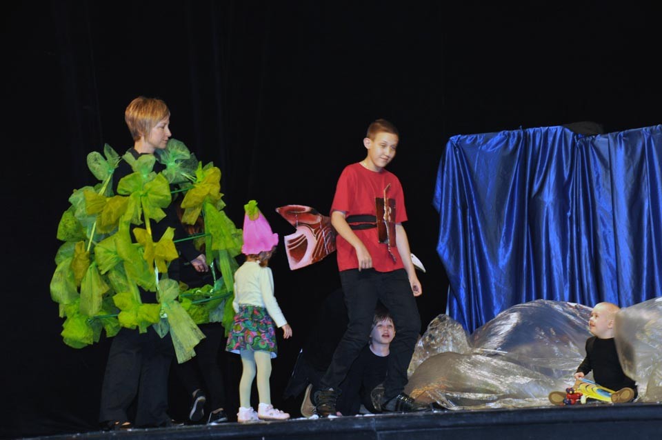 Festiwal „Kurtyna w górę” 2013, zdjęcie 17 z 47