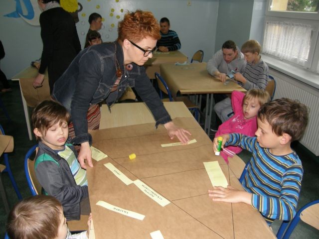 Spotkanie w ramach programu Szkoła Promująca Zdrowie, zdjęcie 4 z 15