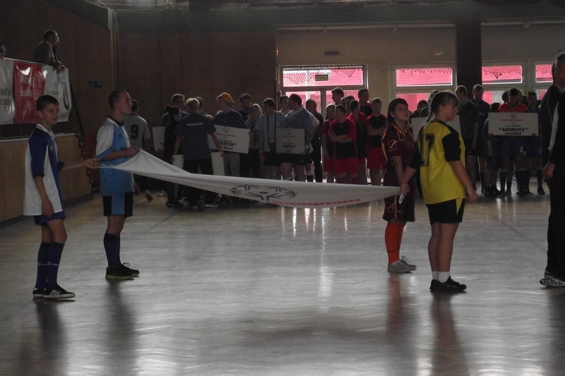 Regionalny Turniej w Halowej Piłce Nożnej Olimpiad Specjalnych w Rudzie Śląskiej, zdjęcie 1 z 10
