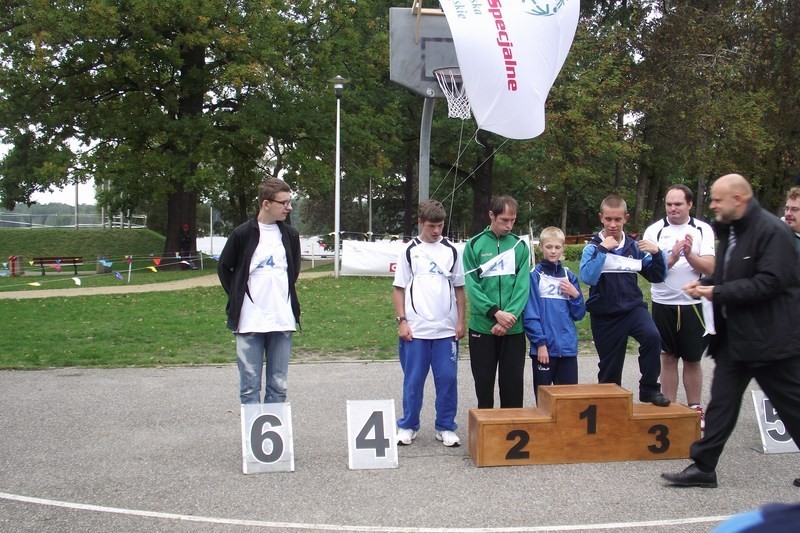 XVI Regionalny Miting Olimpiad Specjalnych w Biegach Przełajowych w Tychach, zdjęcie 11 z 22