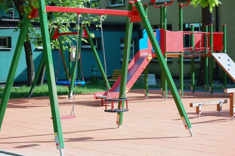 Plac zabaw 01
