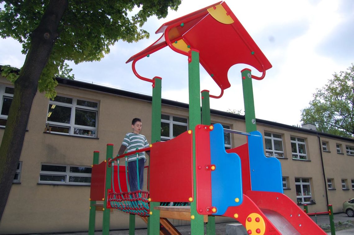 Plac zabaw 17