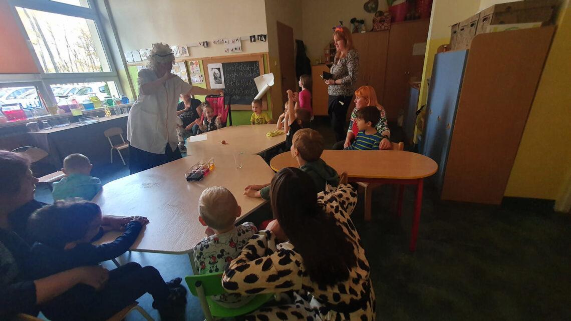 Wielkie eksperymenty malych odkrywcow 088