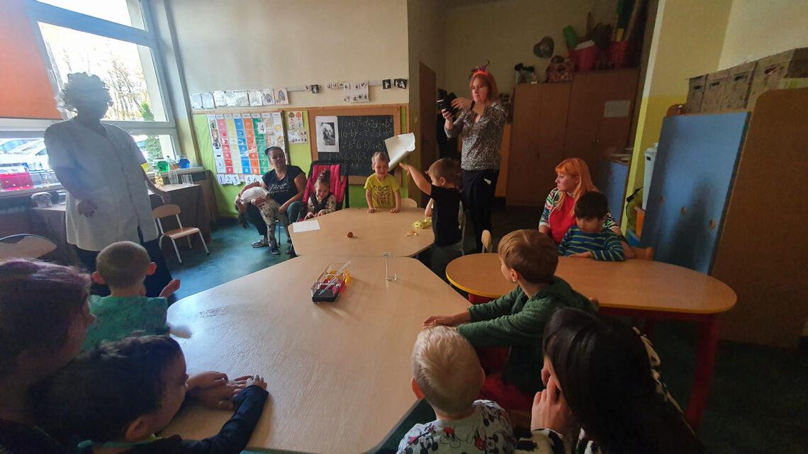 Wielkie eksperymenty malych odkrywcow 090