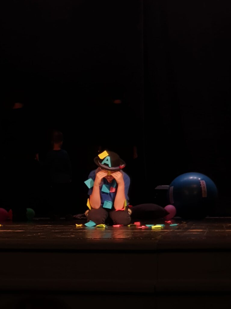 8 Festiwal Kultury i Sztuki Mlodziezy Szkolnej im N. Kroczka w Zabrzu 16