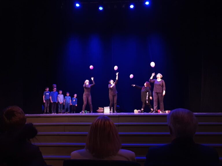 8 Festiwal Kultury i Sztuki Mlodziezy Szkolnej im N. Kroczka w Zabrzu 19