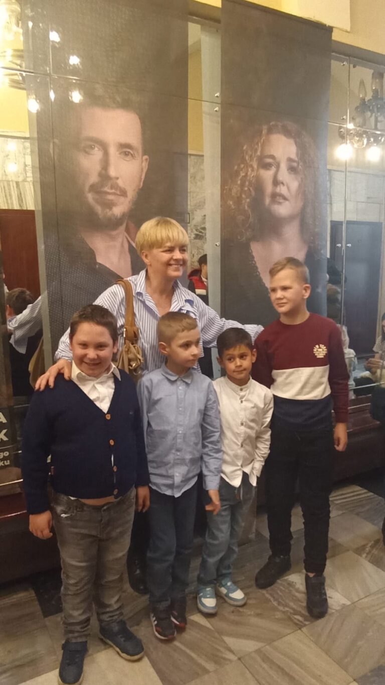 8 Festiwal Kultury i Sztuki Mlodziezy Szkolnej im N. Kroczka w Zabrzu 8