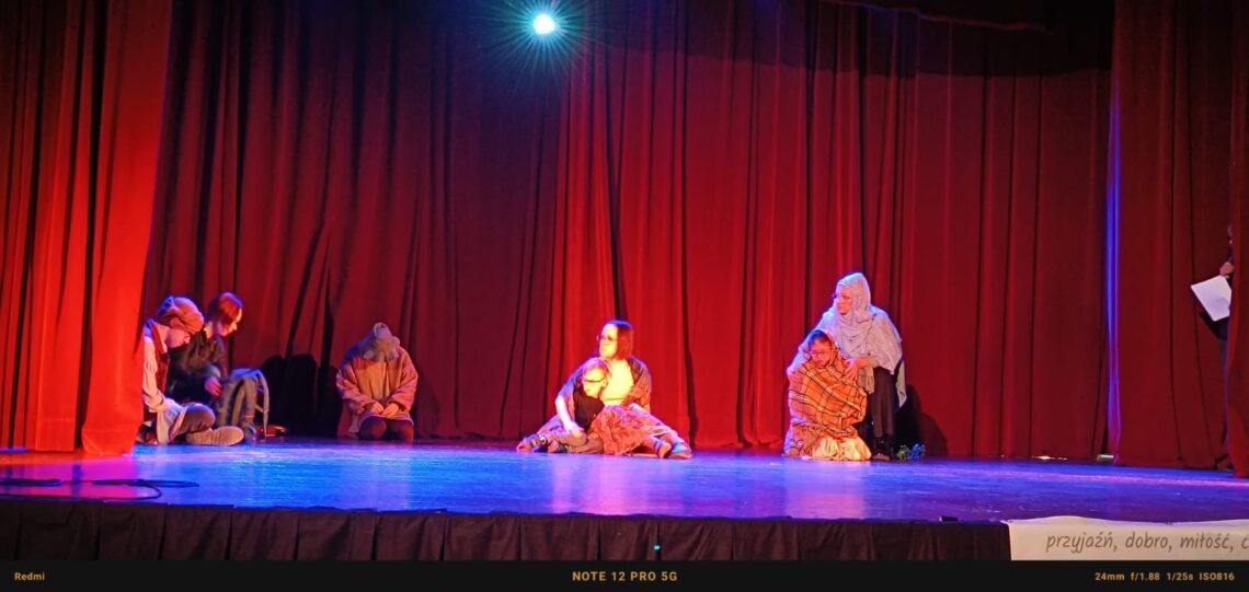 Wyroznienie Integracyjny Teatr Rzepka 13