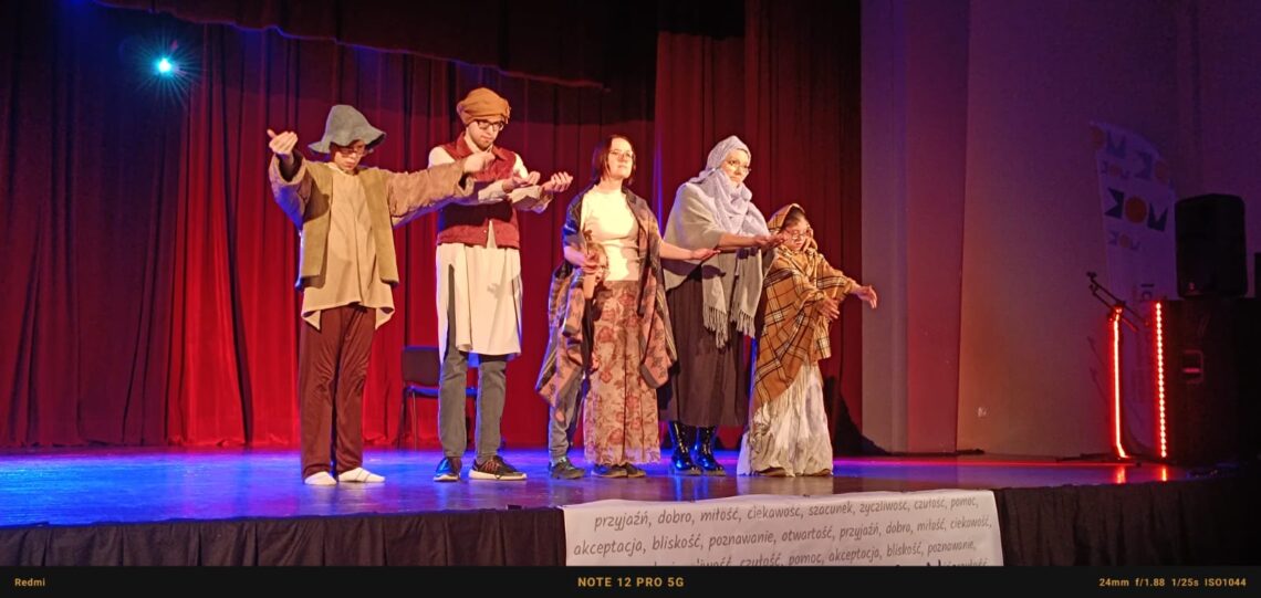 Wyroznienie Integracyjny Teatr Rzepka 23