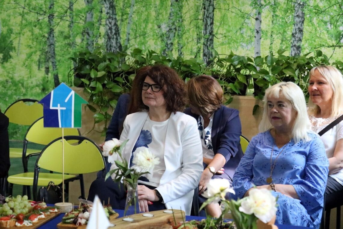 Otwarcie Ekopracowni pod chmurka 06