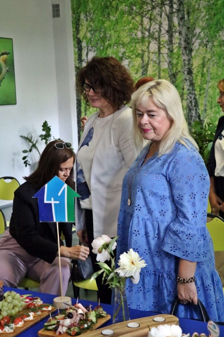 Otwarcie Ekopracowni pod chmurka 08