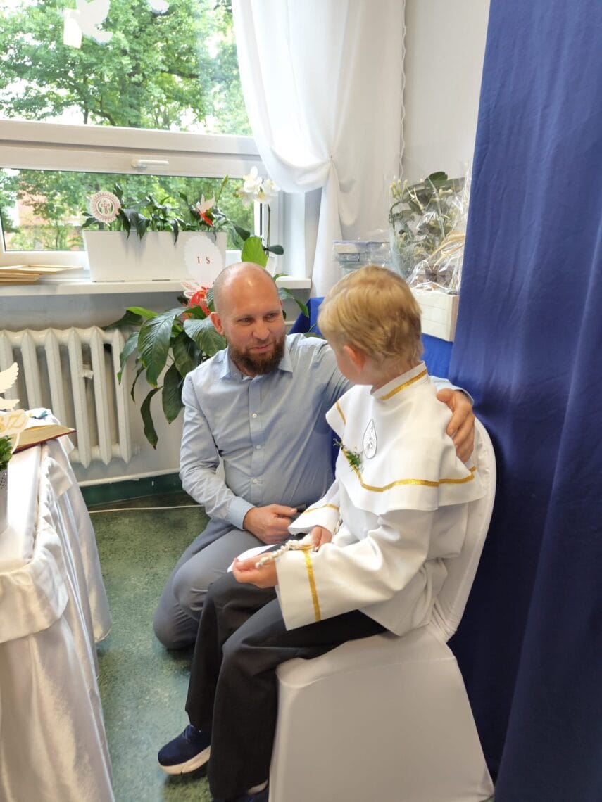Pierwsza Komunia Swieta w naszej szkole 14