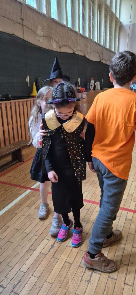 Integracyjna zabawa pelna emocji 25