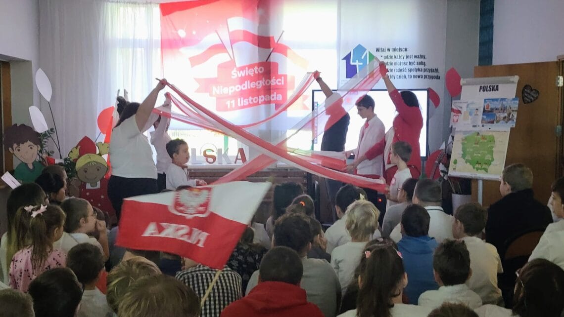 Uroczysta akademia z okazji Swieta Niepodleglosci 9