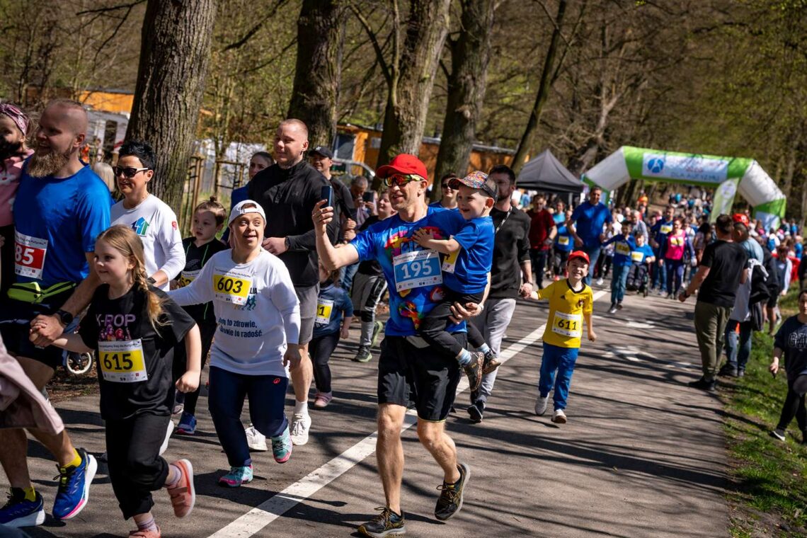 IV Niebieski Bieg dla Autyzmu Zabrze kwiecien 2026 fot. Pawel JaNic Janicki 046
