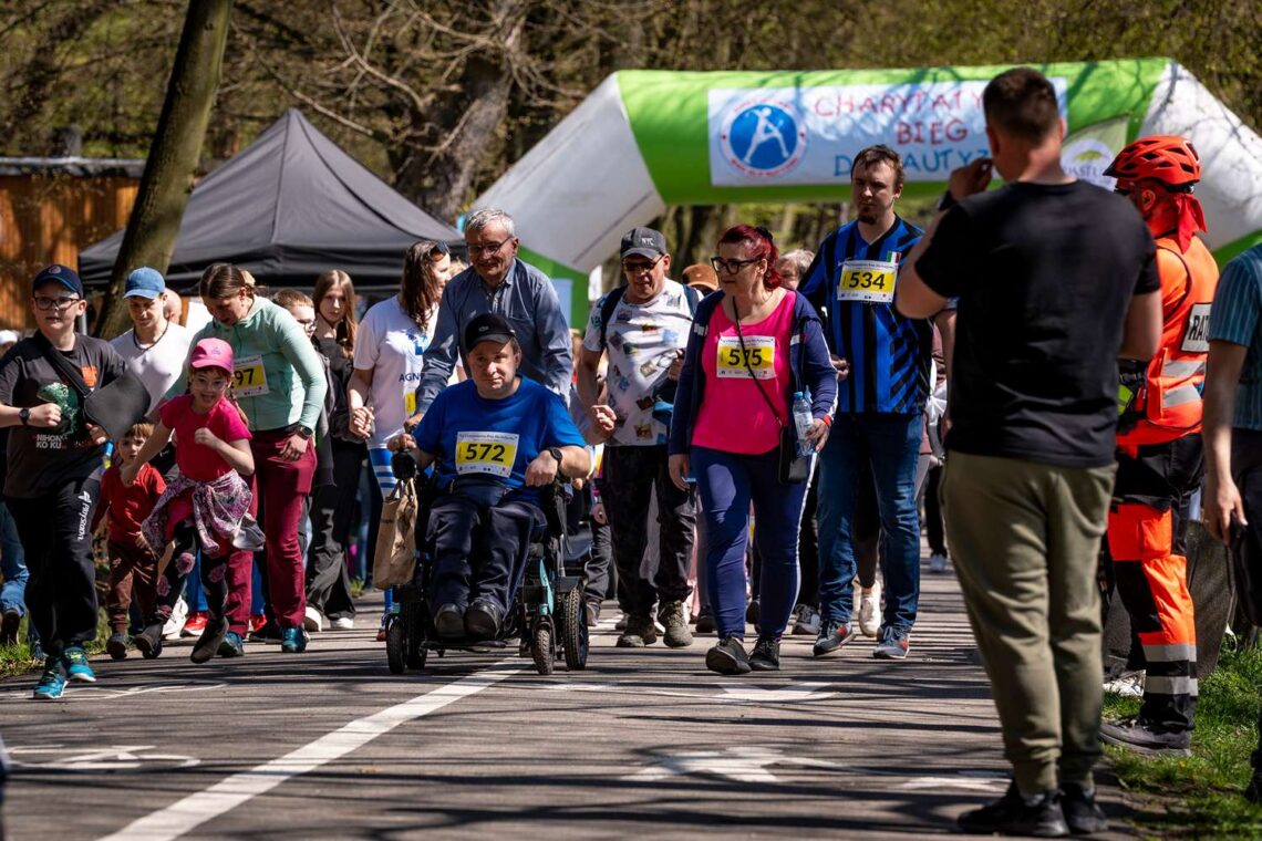 IV Niebieski Bieg dla Autyzmu Zabrze kwiecien 2026 fot. Pawel JaNic Janicki 048